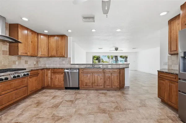 $1,600,000 | 711 64th Avenue, St. Pete Beach, FL 33706