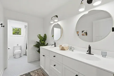 $2,250,000 | 225 Broadway Avenue North, Wayzata, MN 55391