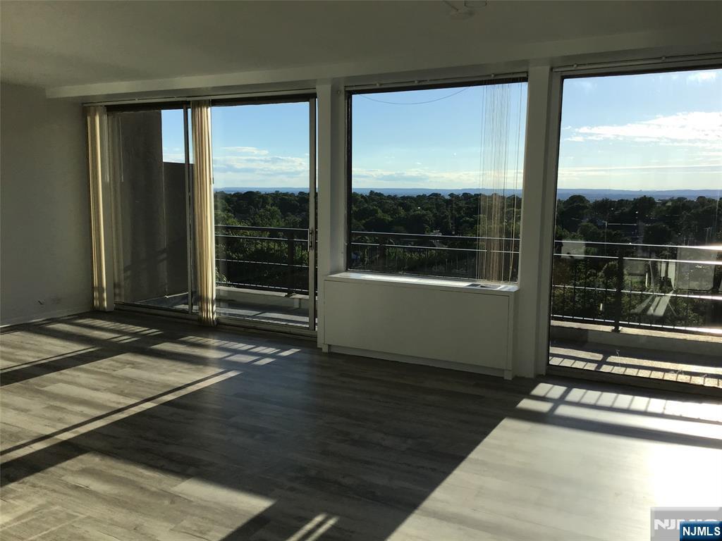 1 Horizon Road, Unit 1219 Fort Lee, NJ 07024 - Photo 4 of 13