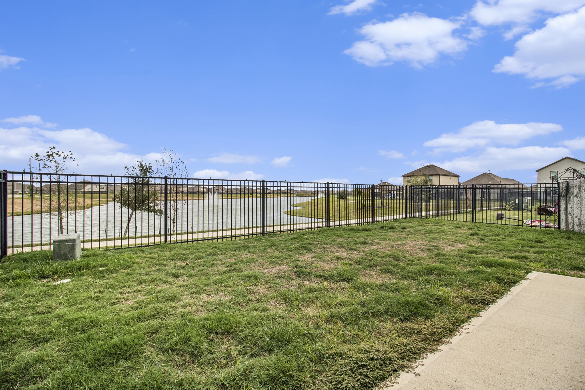 5726 Pampus Prairie Road Katy, TX 77493 - Photo 25 of 28 a view of a garden