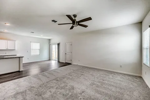 $2,250 | 124 Mullen Way, Taylor, TX 76574