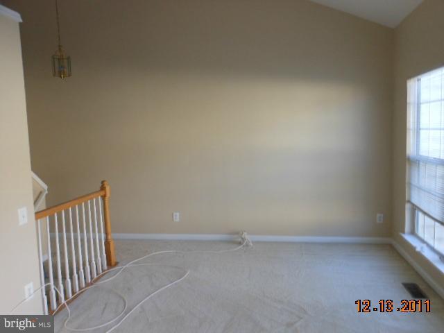 6025 Riddle Walk Alexandria, VA 22312 - Photo 5 of 13 Bedroom (Master)