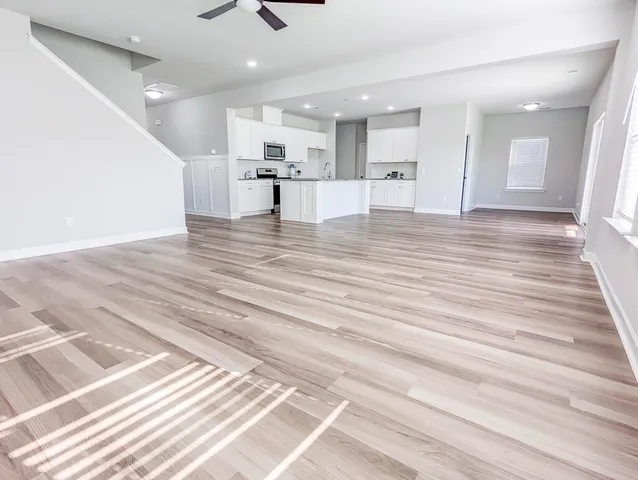 $450,000 | 433 Carrara Drive, Summerville, SC 29486