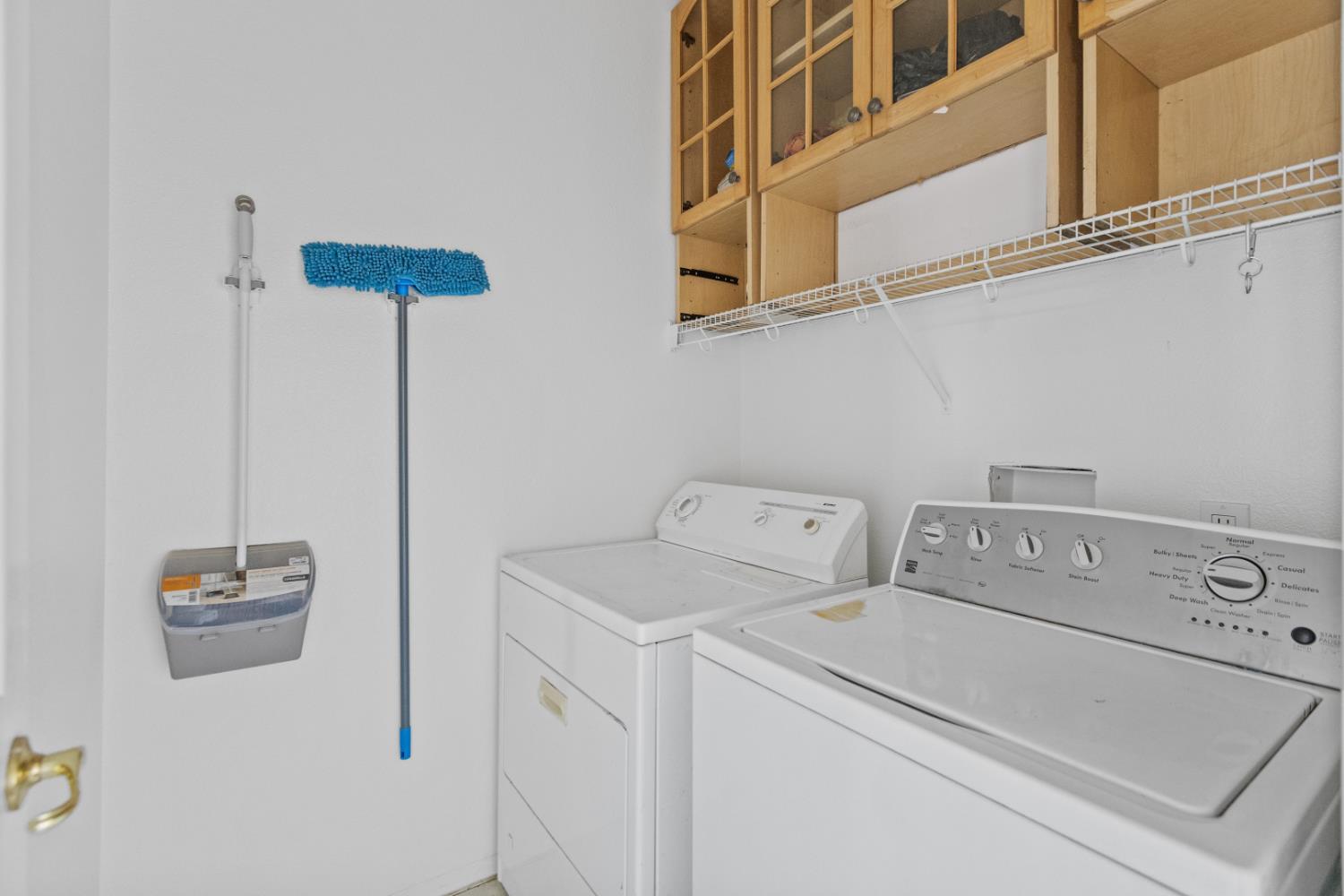 44643 County Road 29 Davis, CA 95618 - Photo 24 of 41 a utility room with dryer and washer