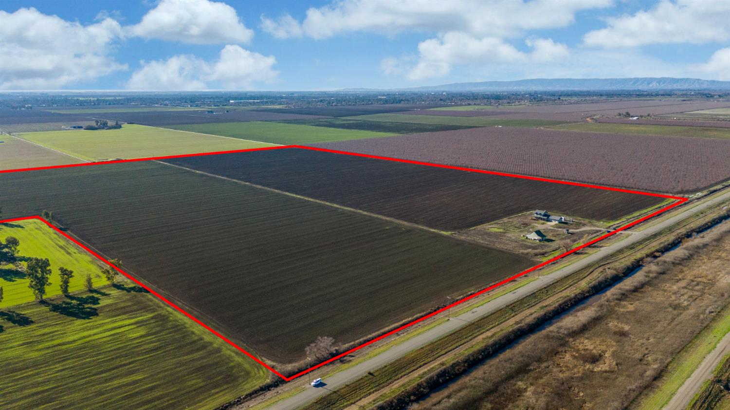 44643 County Road 29 Davis, CA 95618 - Photo 39 of 41 a view of an outdoor space