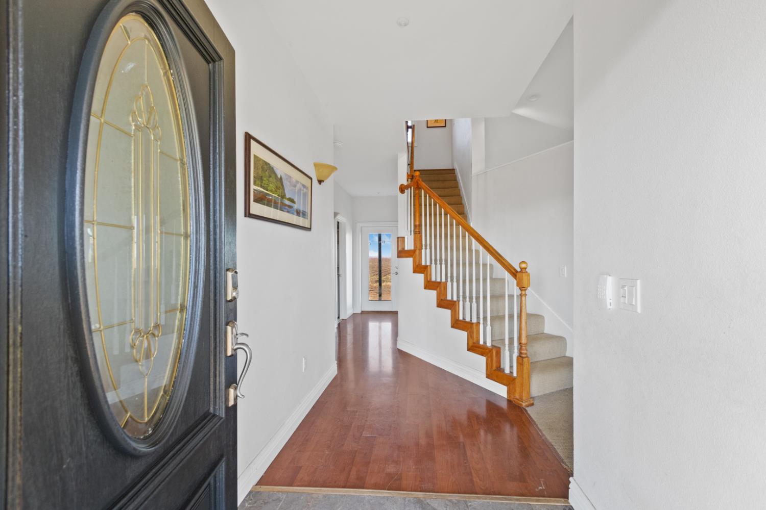44643 County Road 29 Davis, CA 95618 - Photo 9 of 41 a view of a hallway with wooden floor and entryway
