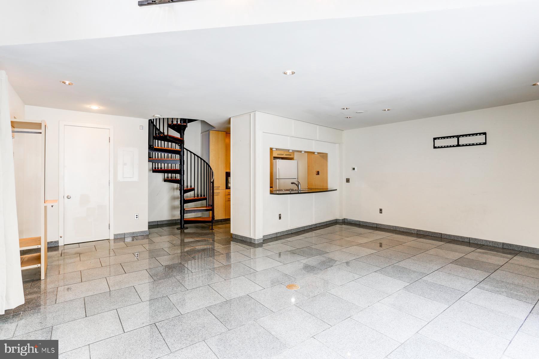 408 Blue Ridge Circle Harrisburg, PA 17110 - Photo 11 of 29 Gallery Image 11