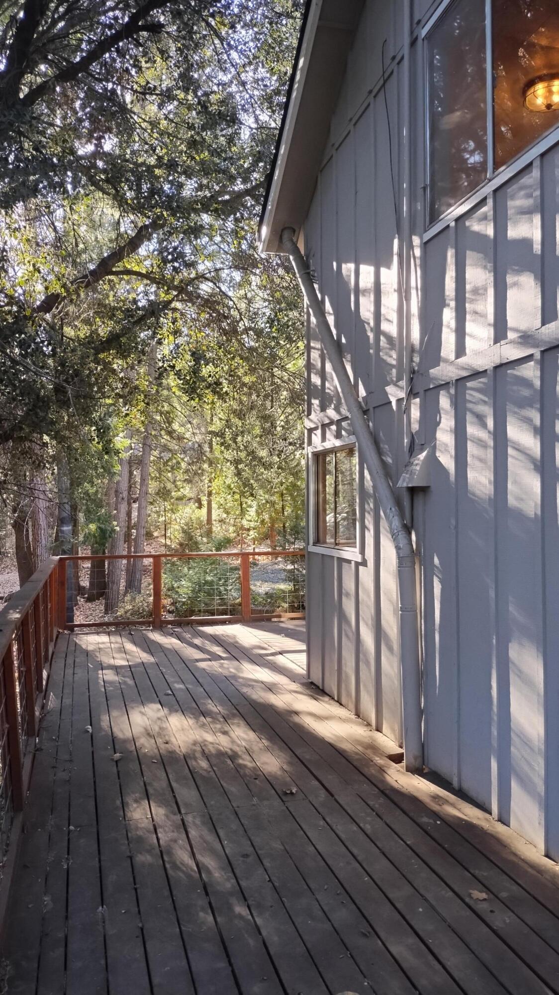 594 Loop Drive Springville, CA 93265 - Photo 53 of 68 52-Back deck looking towards front deck