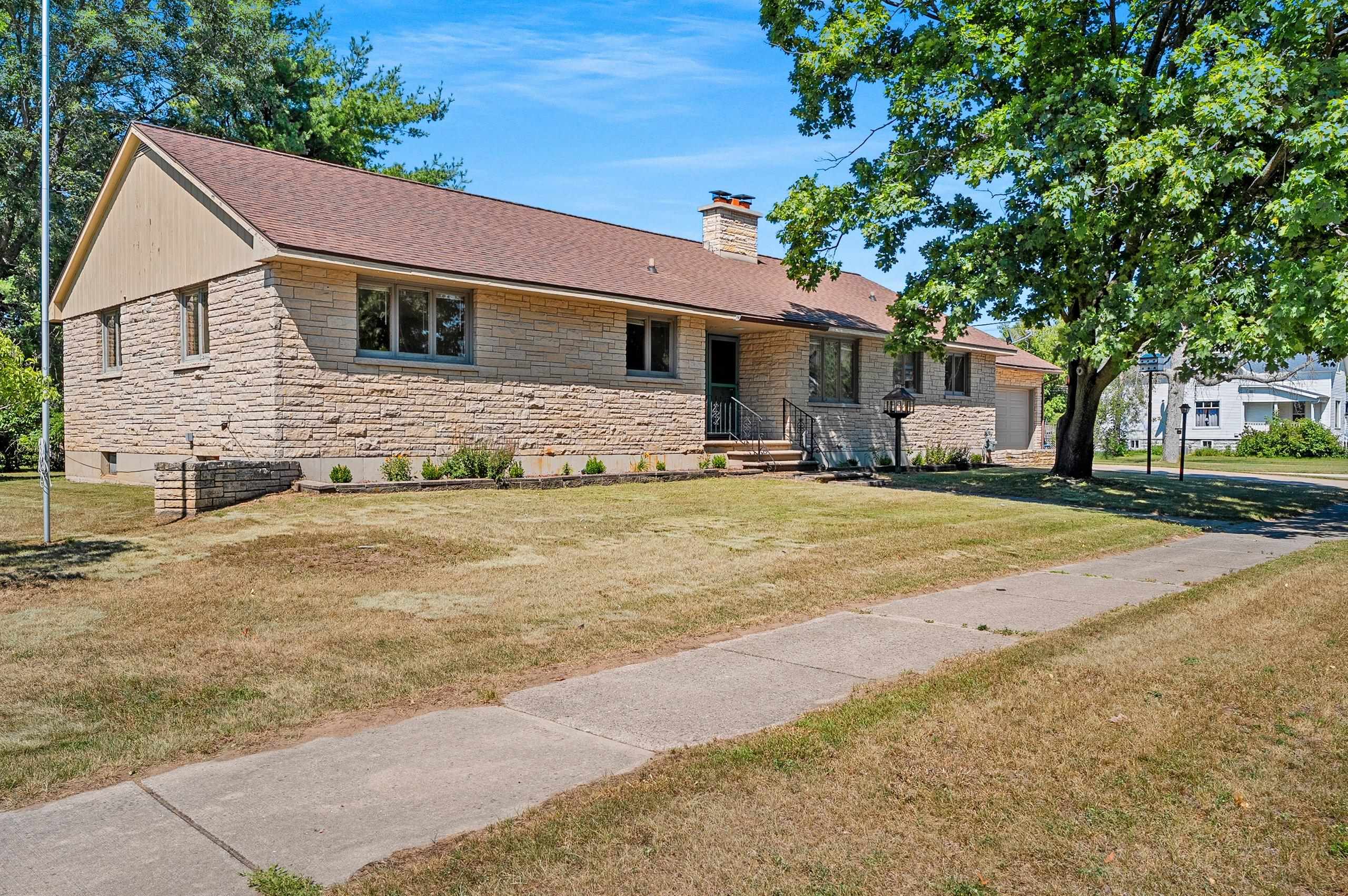 357 Jefferson Street Oconto, WI 54153 - Photo 60 of 62