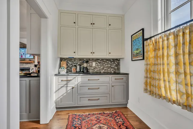 $1,100,000 | 712 State Highway 48, Dickson, TN 37055