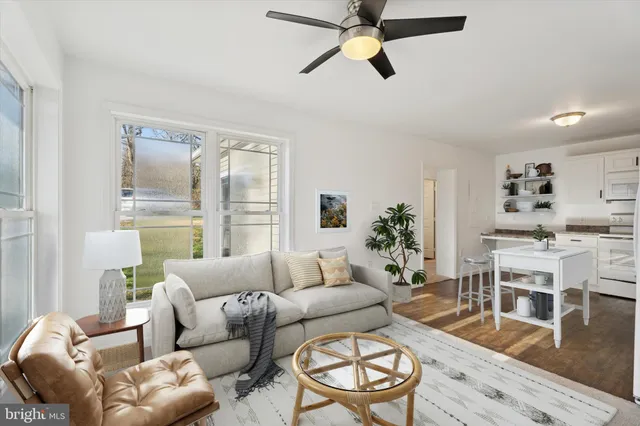 $2,500 | 98 North Bacton Hill Road, Unit A, Malvern, PA 19355