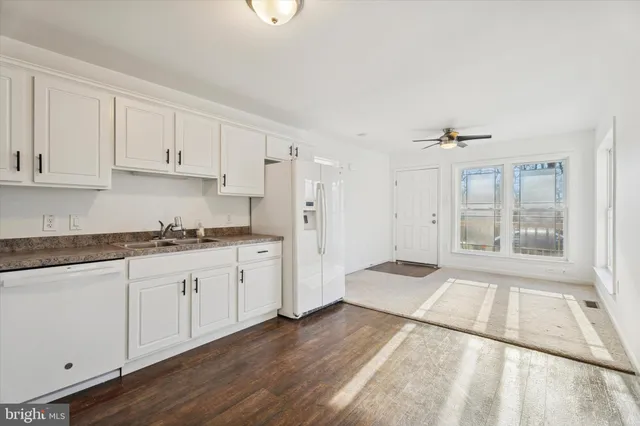 $2,500 | 98 North Bacton Hill Road, Unit A, Malvern, PA 19355