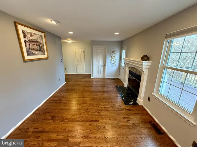 $599,999 | 10715 Hunters Chase Lane, Damascus, MD 20872