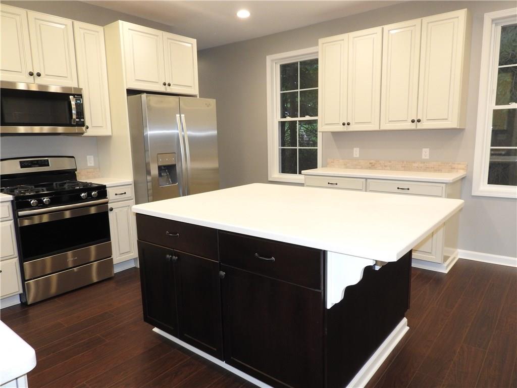 2983 Haberlein Road Gibsonia, PA 15044 - Photo 9 of 25 Gallery Image 9
