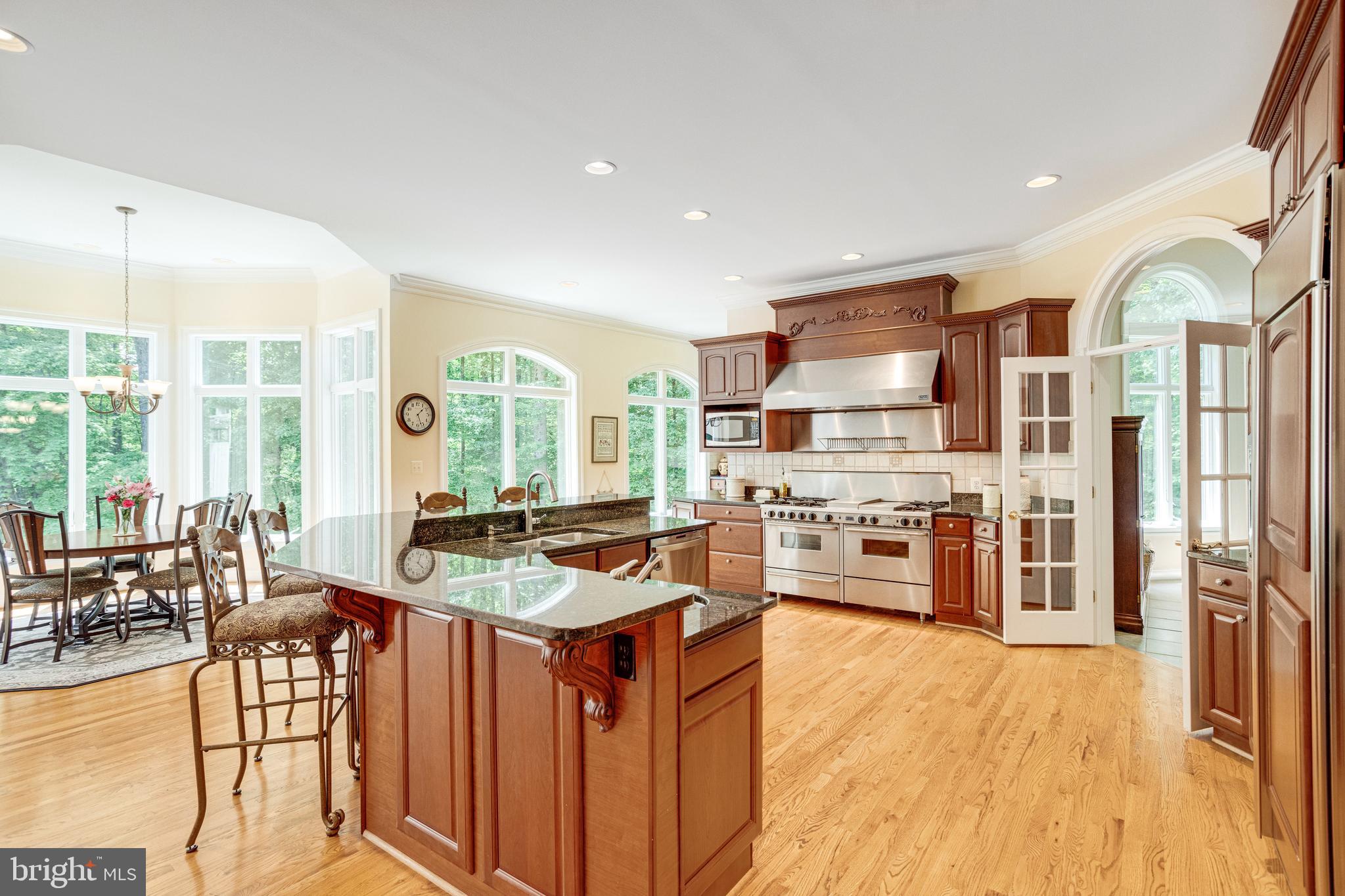 2724 Colt Run Road Oakton, VA 22124 - Photo 15 of 121