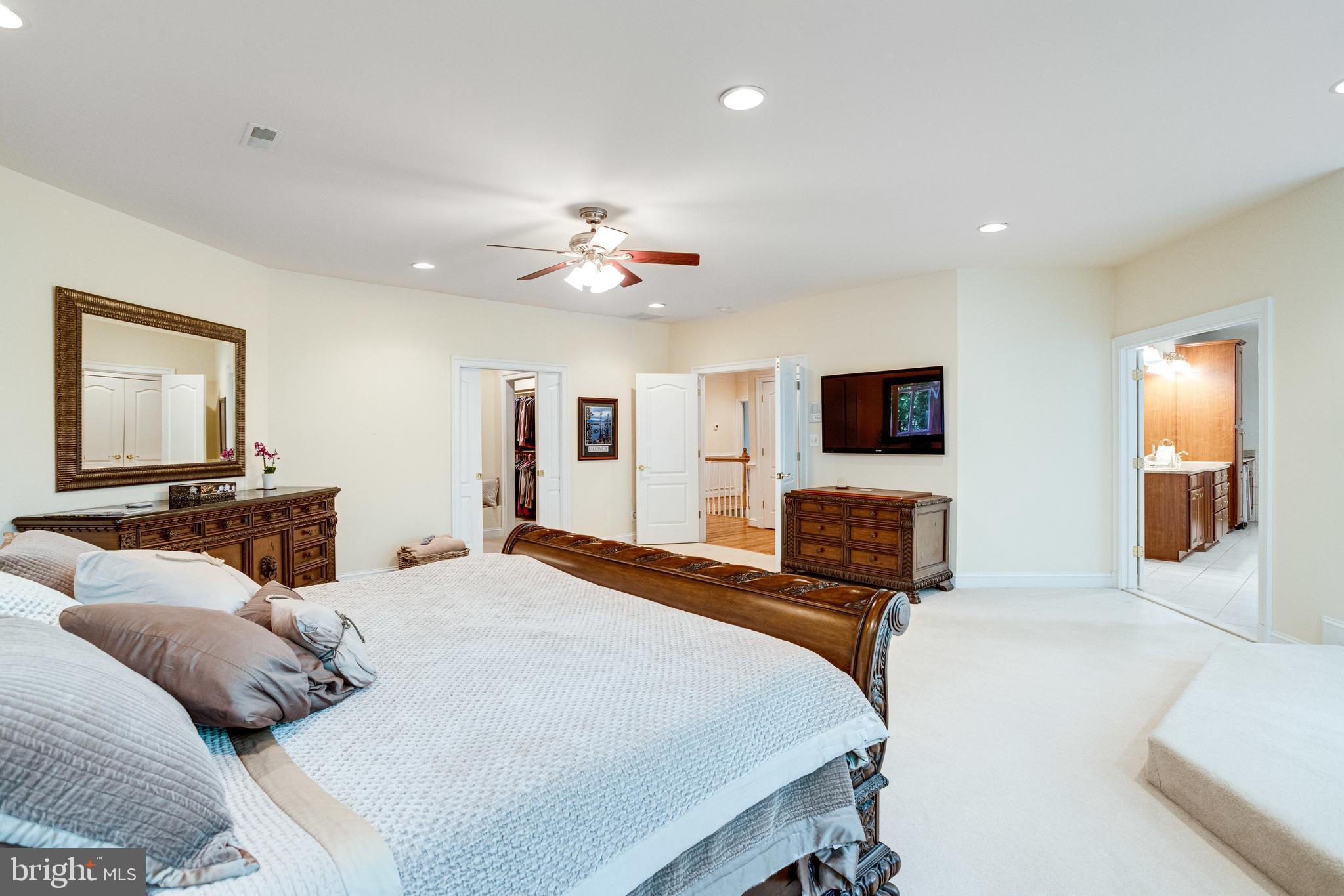 2724 Colt Run Road Oakton, VA 22124 - Photo 49 of 121