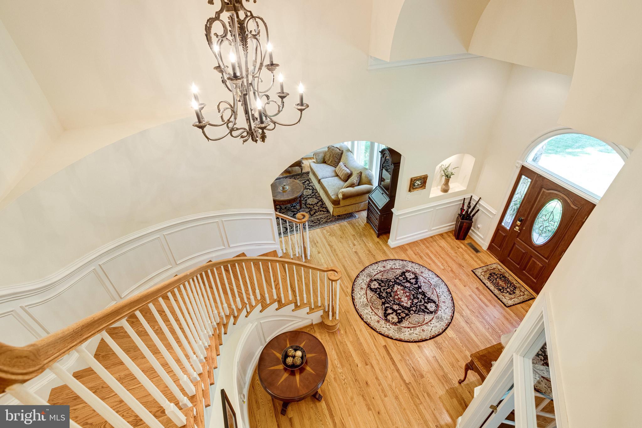 2724 Colt Run Road Oakton, VA 22124 - Photo 8 of 121