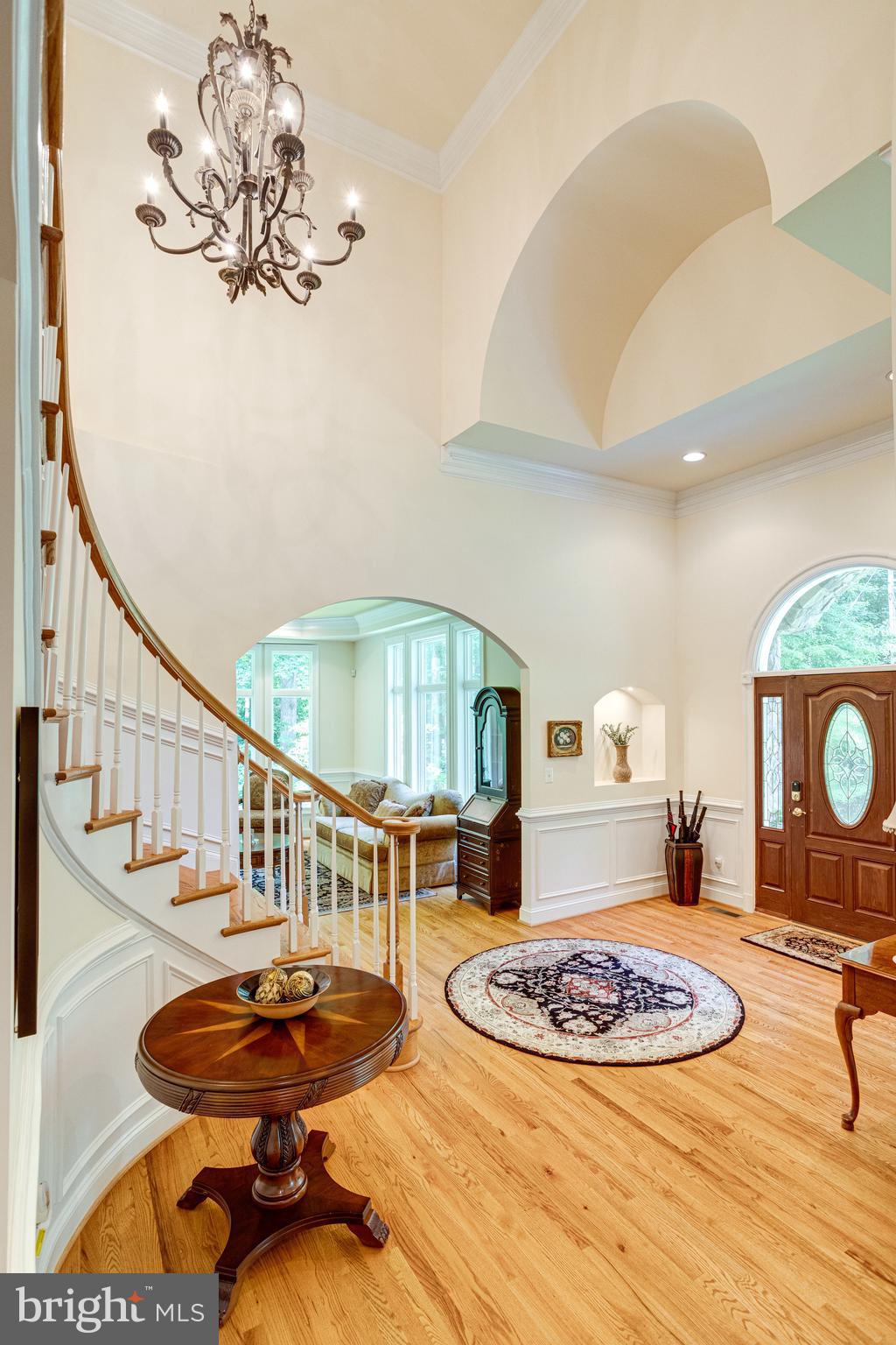 2724 Colt Run Road Oakton, VA 22124 - Photo 9 of 121