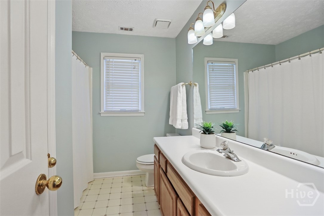 51 Ramsgate Road Savannah, GA 31419 - Photo 30 of 58 Hall Bathroom