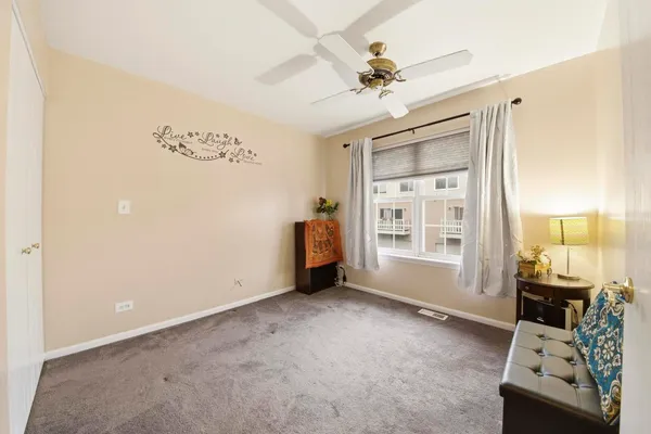 $307,000 | 2861 Shelly Lane, Aurora, IL 60504