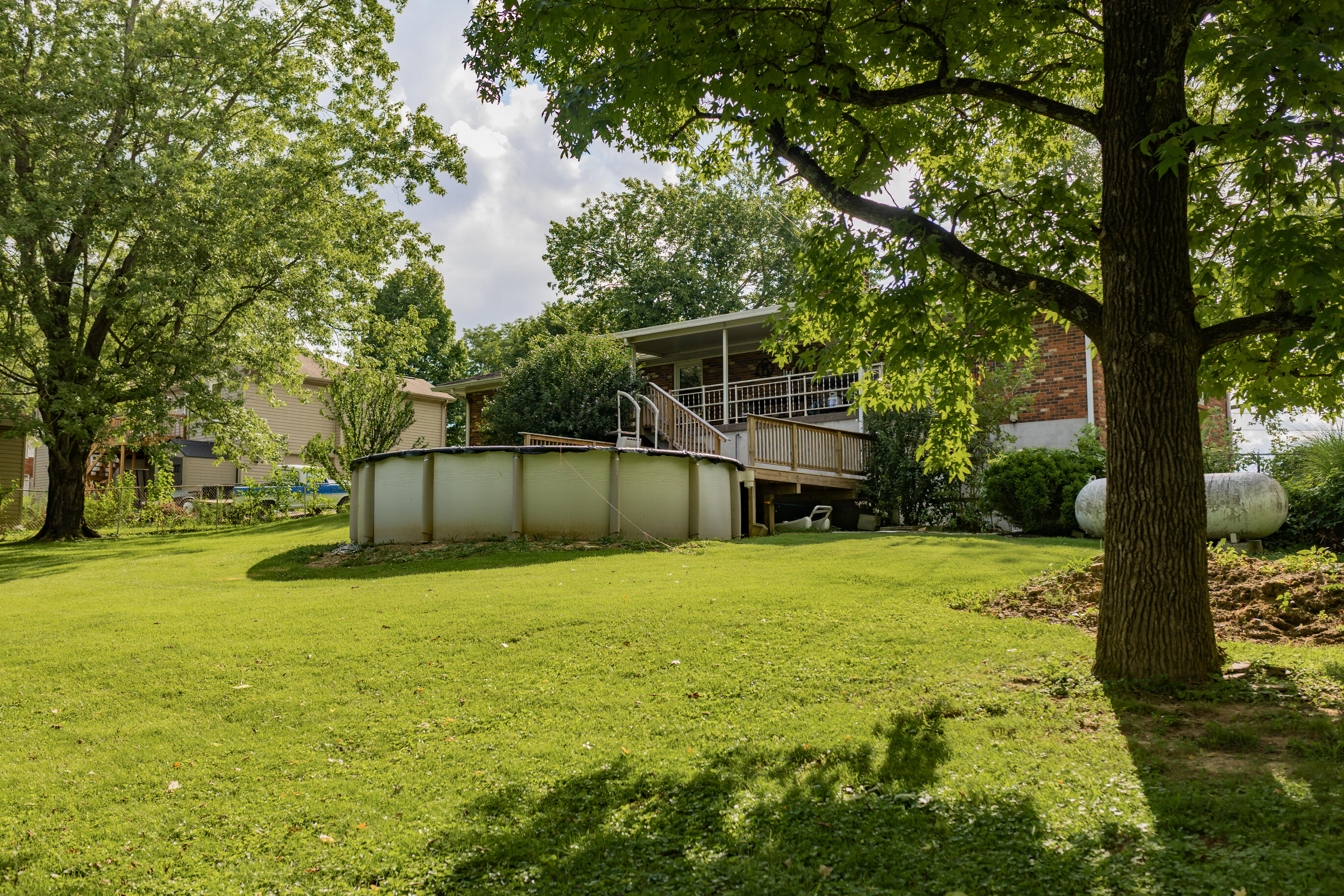 1055 Duncan Road Frankfort, KY 40601 - Photo 4 of 61 FO7A4813