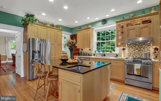 $899,000 | 22 Wyomissing Boulevard, Reading, PA 19610