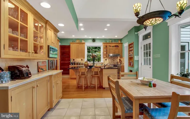 $899,000 | 22 Wyomissing Boulevard, Reading, PA 19610