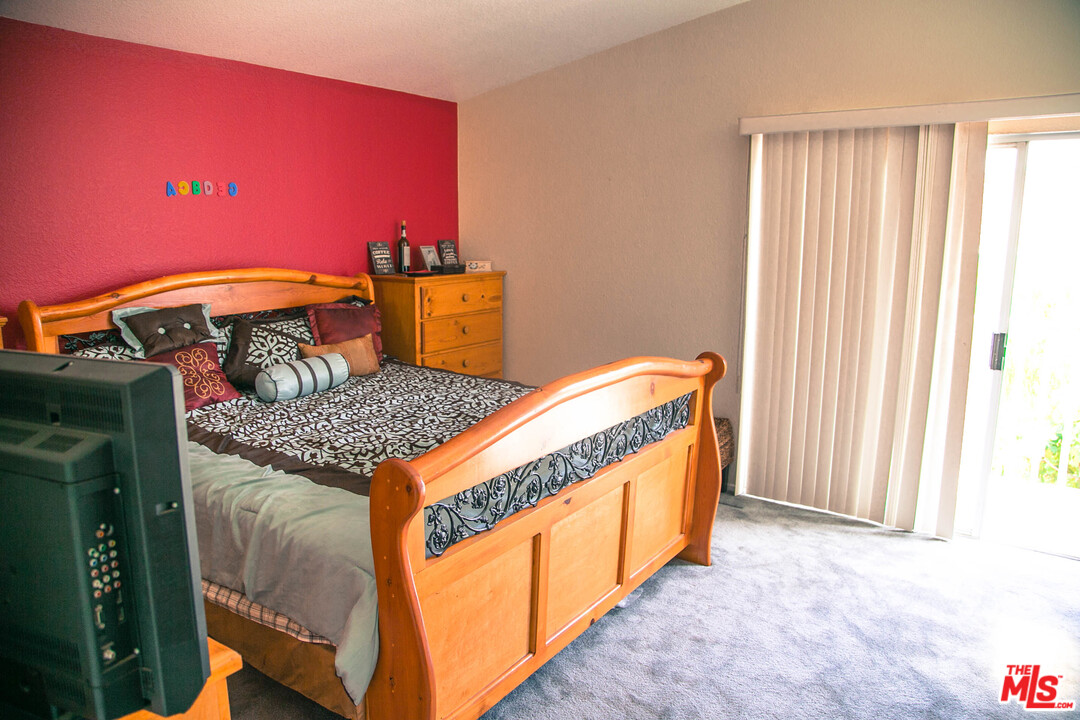 1206 West Craig Street Rialto, CA 92377 - Photo 20 of 40 Gallery Image 20
