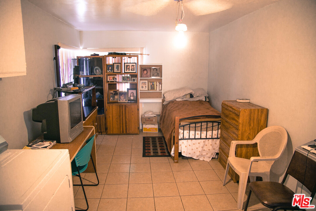1206 West Craig Street Rialto, CA 92377 - Photo 27 of 40 Gallery Image 27