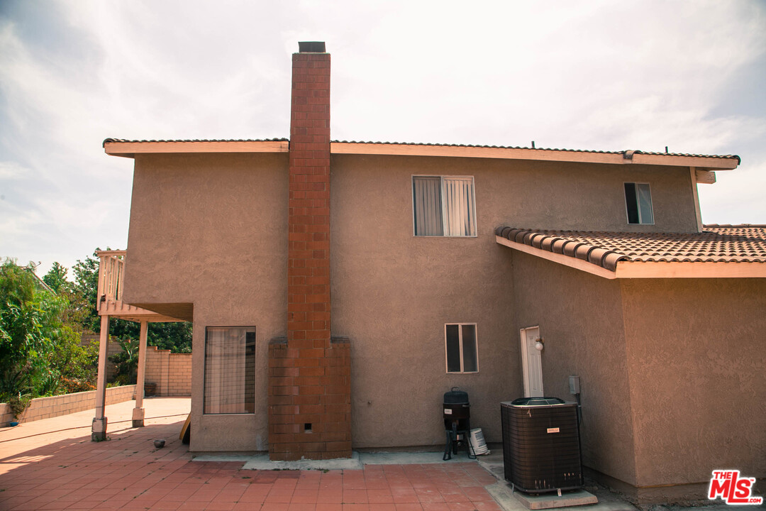 1206 West Craig Street Rialto, CA 92377 - Photo 29 of 40 Gallery Image 29