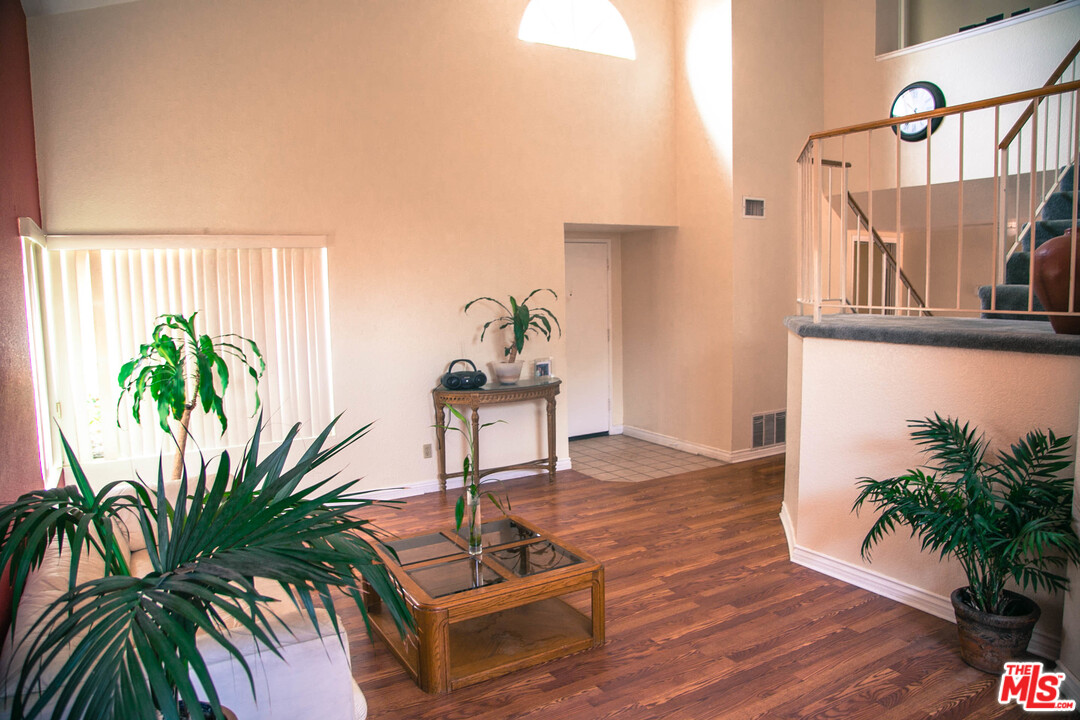 1206 West Craig Street Rialto, CA 92377 - Photo 8 of 40 Gallery Image 8
