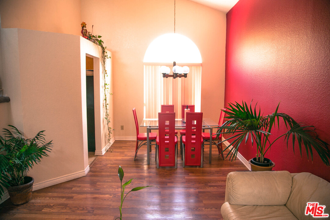 1206 West Craig Street Rialto, CA 92377 - Photo 9 of 40 Gallery Image 9