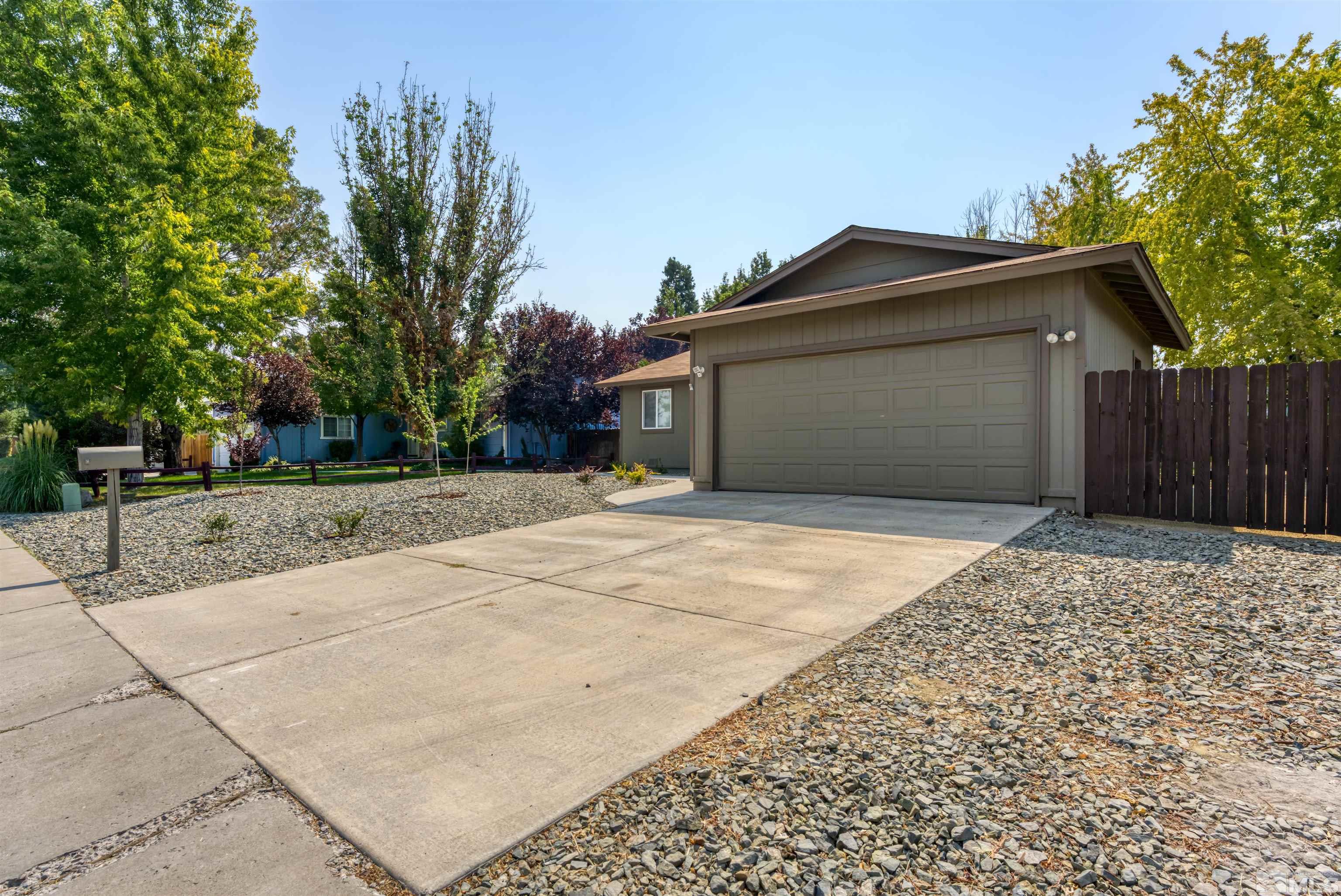 4370 Valdez Way Reno, NV 89502 - Photo 3 of 33 Photo 3