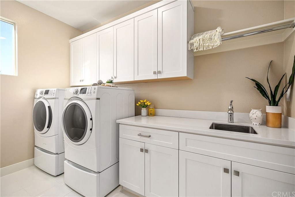 131 Theme Irvine, CA 92618 - Photo 24 of 51