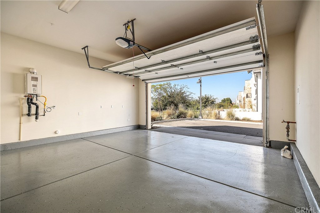 131 Theme Irvine, CA 92618 - Photo 34 of 51