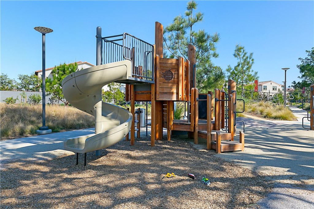 131 Theme Irvine, CA 92618 - Photo 45 of 51