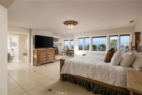 $3,999,900 | 25761 Highplains Terrace, Laguna Hills, CA 92653