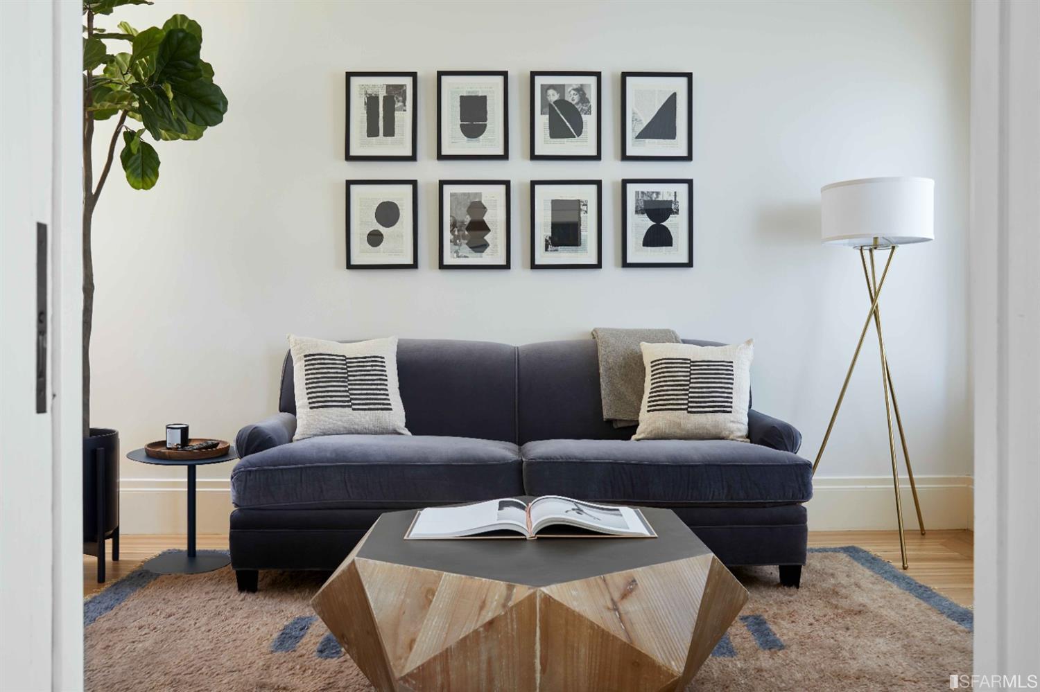 2440 Broadway San Francisco, CA 94115 - Photo 8 of 39 a living room with furniture and a lamp