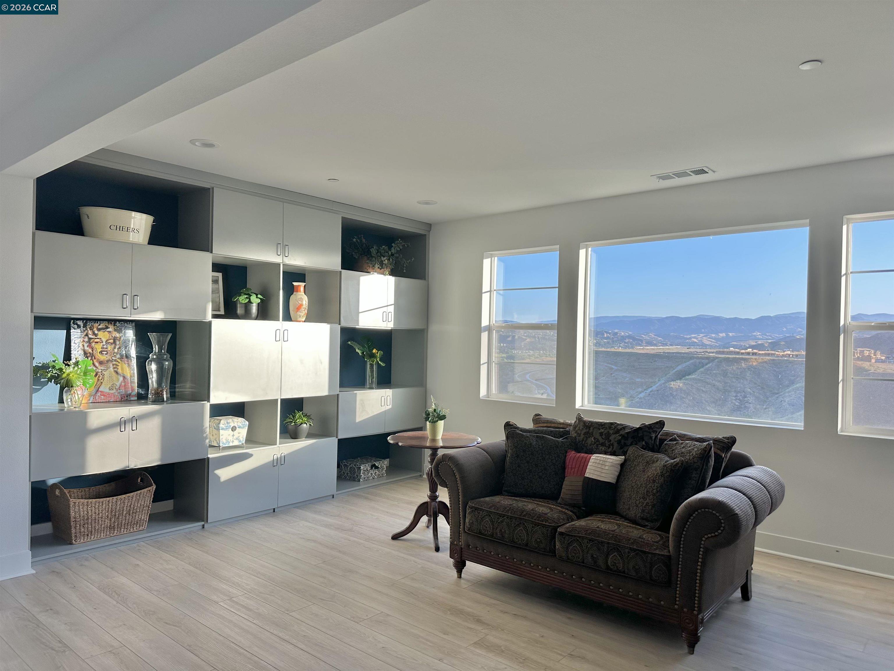 27151 Backdrop Lane Stevenson Ranch, CA 91381 - Photo 12 of 22