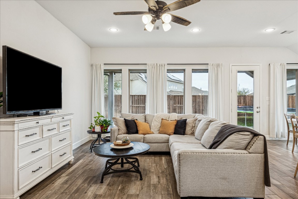 4527 Peloton Road Rosharon, TX 77583 - Photo 16 of 30 a living room with furniture and a flat screen tv