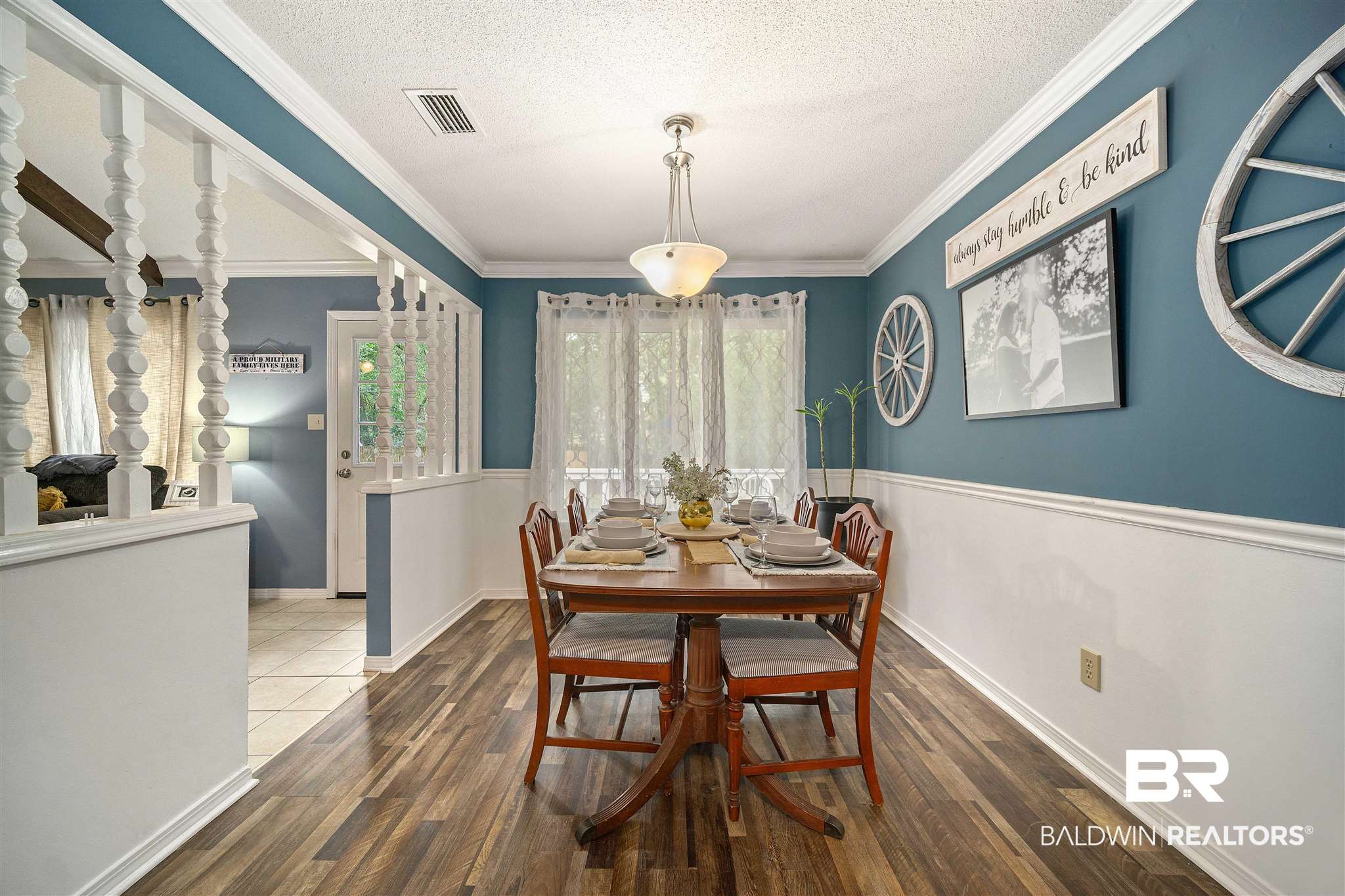 5220 Colonial Circle North Mobile, AL 36618 - Photo 9 of 23