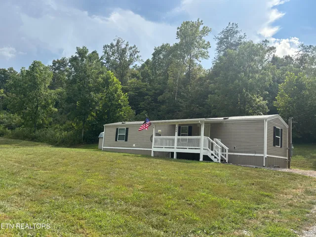 $154,900 | 480 Water Street, Speedwell, TN 37870
