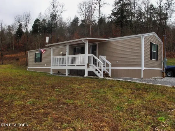 $154,900 | 480 Water Street, Speedwell, TN 37870