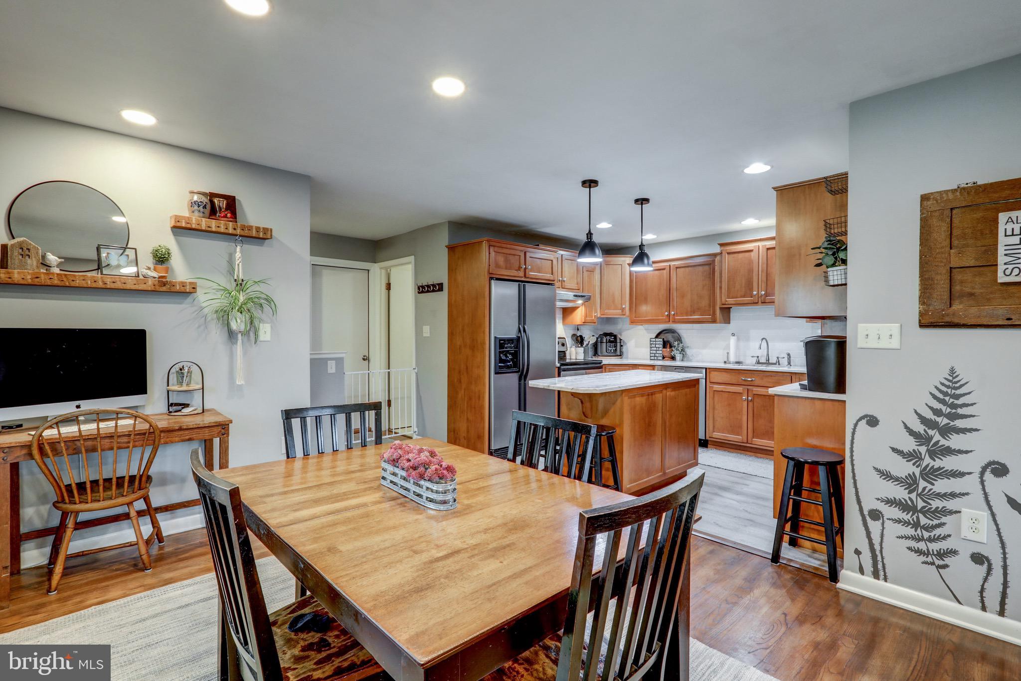 230 Landis Valley Road Lititz, PA 17543 - Photo 15 of 61 Dining Area