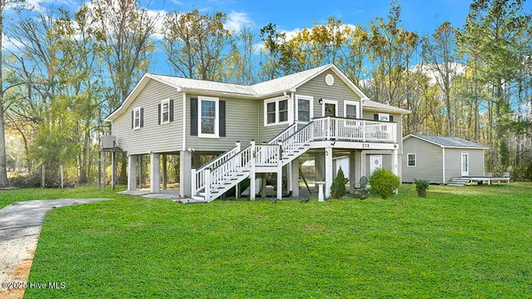 $274,000 | 278 Woodstock Road, Belhaven, NC 27810