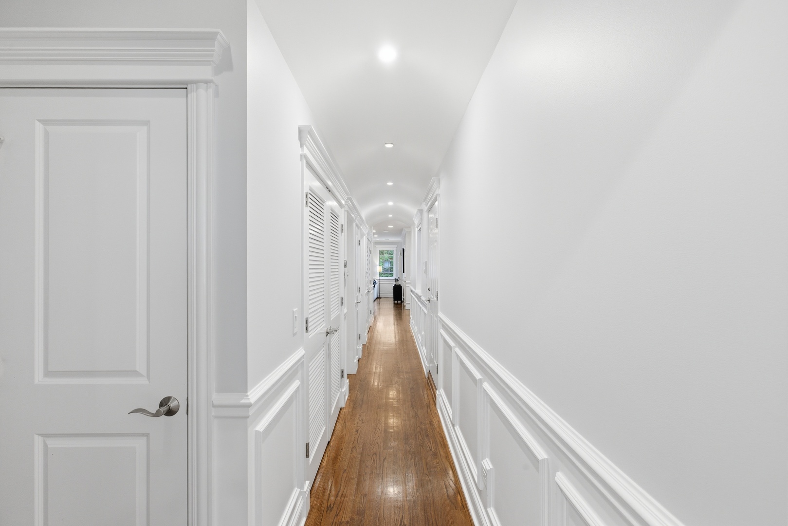 927 West George Street, Unit 2 Chicago, IL 60657 - Photo 13 of 25