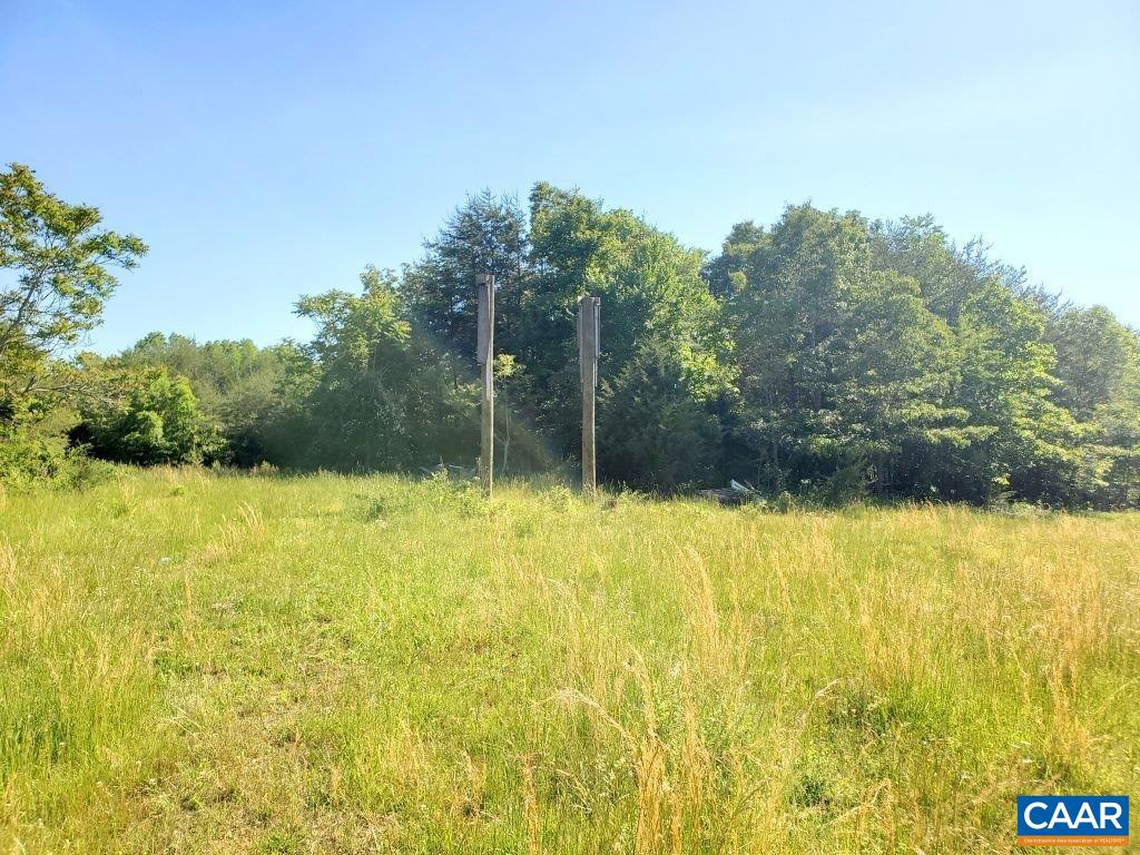 8784 Rocky Ford Road Moneta, VA 24121 - Photo 9 of 27 Gallery Image 9