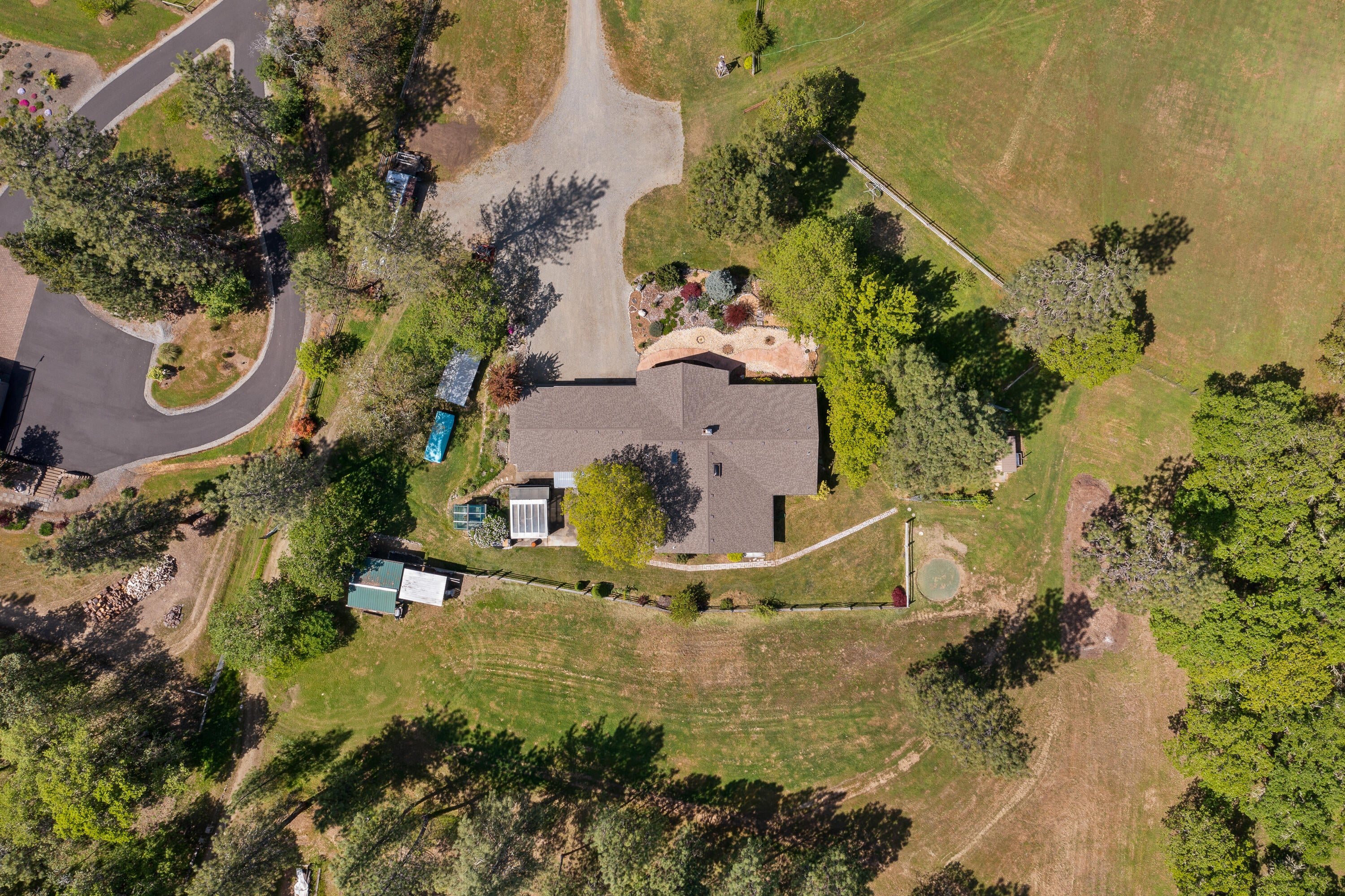7065 Old Stage Road Central Point, OR 97502 - Photo 3 of 35 DRONE (7 of 14)