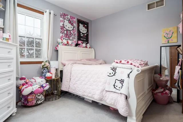 $300,000 | 9336 Old Towne Court, Roscoe, IL 61073