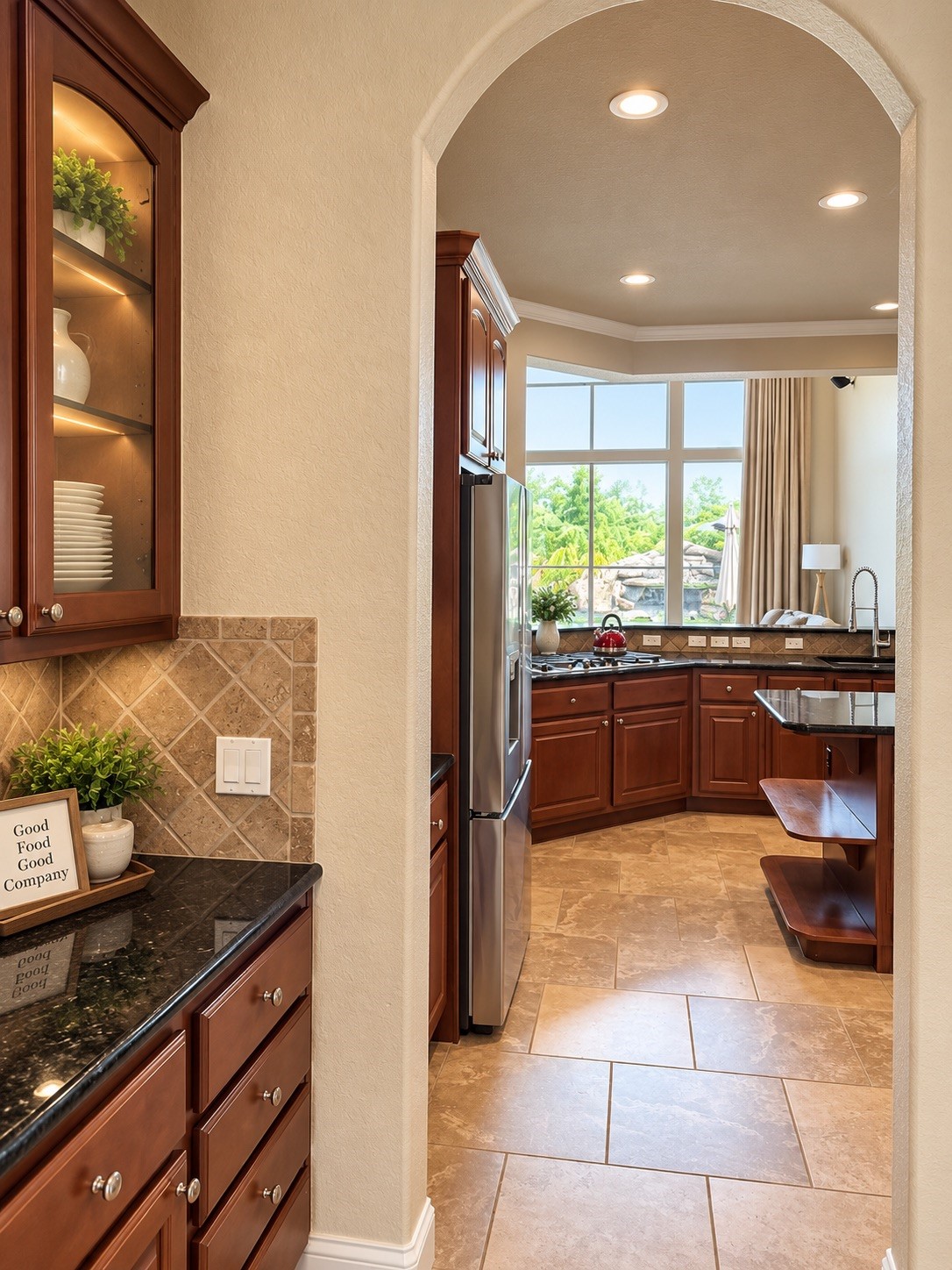 7 Compton Manor Drive Spring, TX 77379 - Photo 7 of 28 Butlers pantry area virtually staged